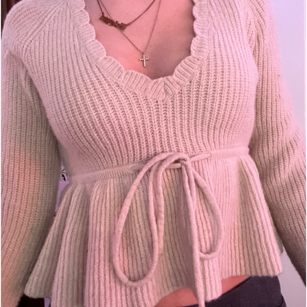 Cream long sleeve sweater